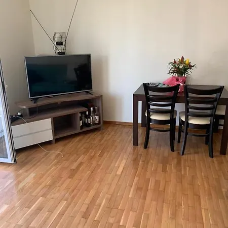 Near Center شقة Corinth